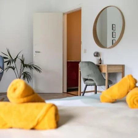 Huiselijke Triplex Op Het Zuid Antwerp Exterior photo